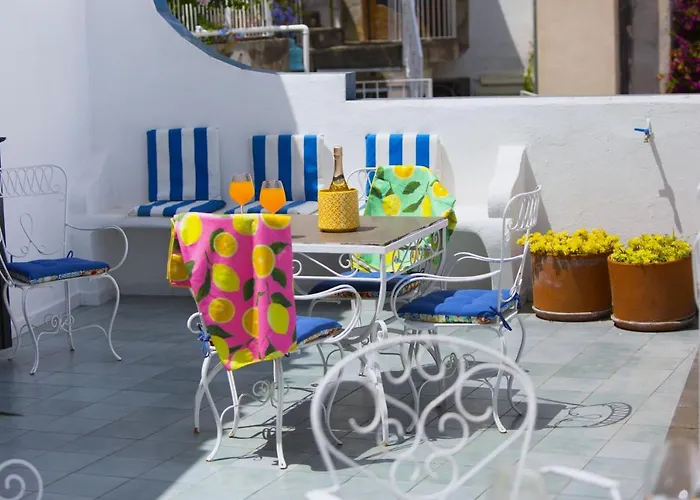 Estate4home- La Casa Del Maresciallo Ferienhaus